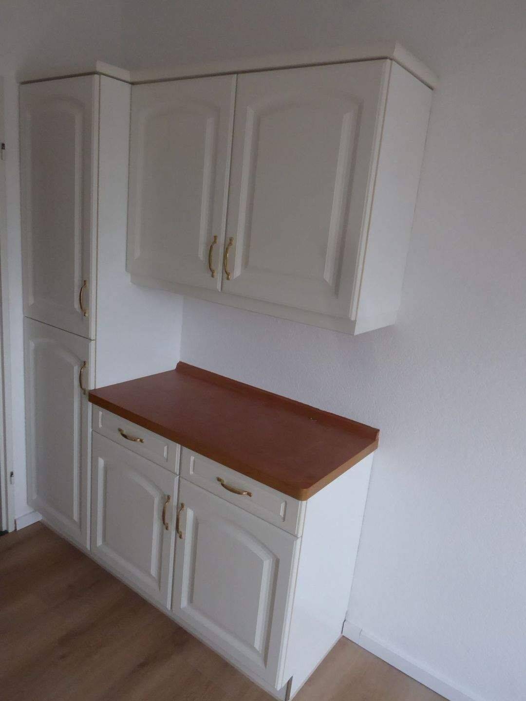 2 Zimmer Wohnung im DG mit Balkon frisch tapeziert, sofort frei, inklusive Einbauküche – Solingen – Vorschaubild 9