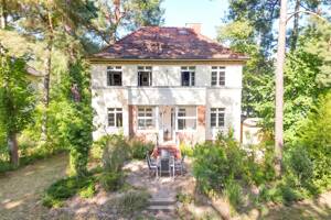 Charmantes Einfamilienhaus in Grunewald: 6 Zimmer, großer Garten und Garage direkt am Roseneck – 14193 Berlin – Vorschaubild 1
