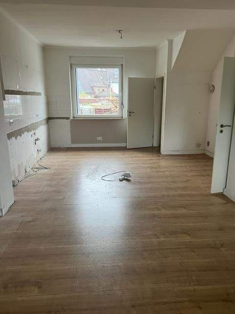Doppelhaushälfte mit Garten in Duisburg-Rheinhausen – Duisburg – Vorschaubild 6