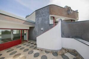Bezugsfreie 3 Zi-Penthouse-Whg mit 2 Terrassen Aufzug u. opt. TG