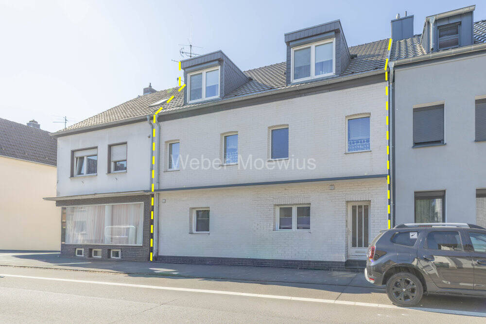 *modernisiert + topgepflegt* 4-Parteienhaus (z. T. vermietet) mit schön angelegtem Garten