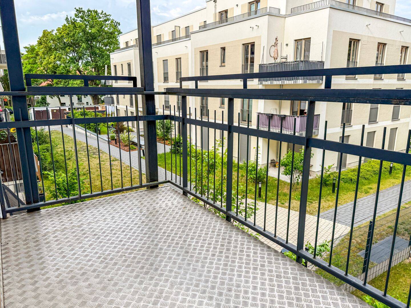 *sofort Bezugsfrei* Hochwertige 3 Zimmer Altbauwohnung I Balkon – Leipzig – Vorschaubild 2