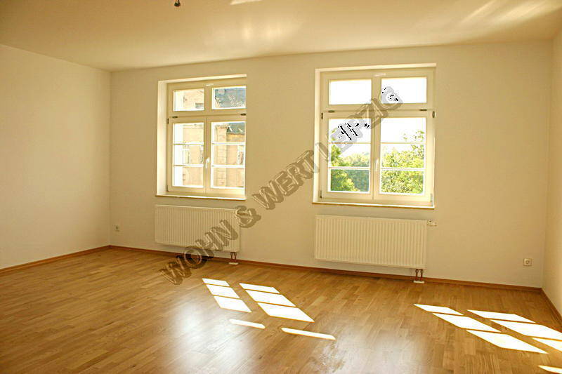 *wohnwert-leipzig.de*2 Zi-Whg.m.Blk am Abtn. Par/Parkett/ Tageslb.m.Wanne/ Wohnküche/ ges.: 530,-€