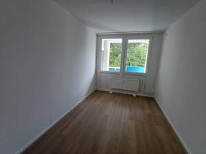 Helle 3,5-ZW in der Helsinkistr. 72 in Kiel zu vermieten! Otto Stöben GmbH – 24109 Kiel – Vorschaubild 3