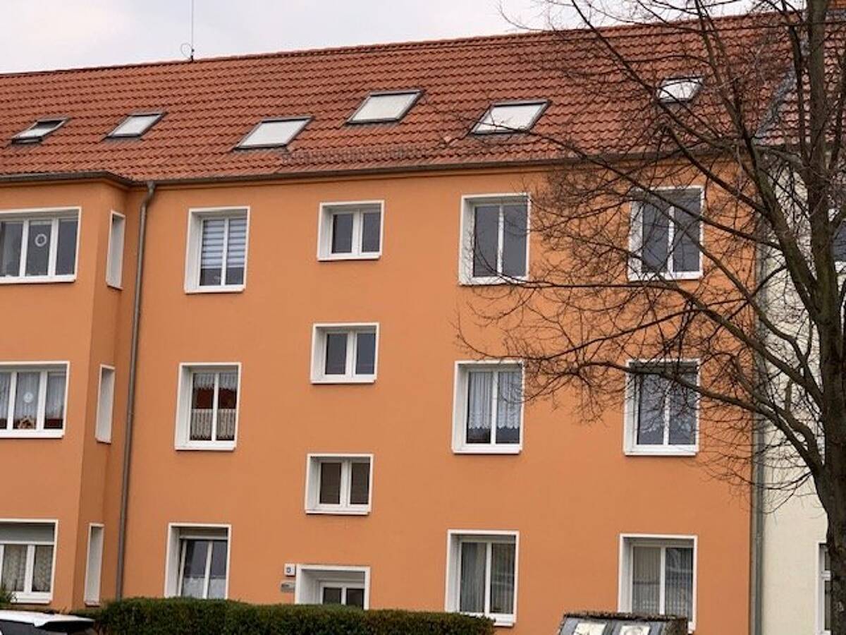 EG- Wohnung mit Balkon zu vermieten! – 39112 Magdeburg – Bild 1 von 9