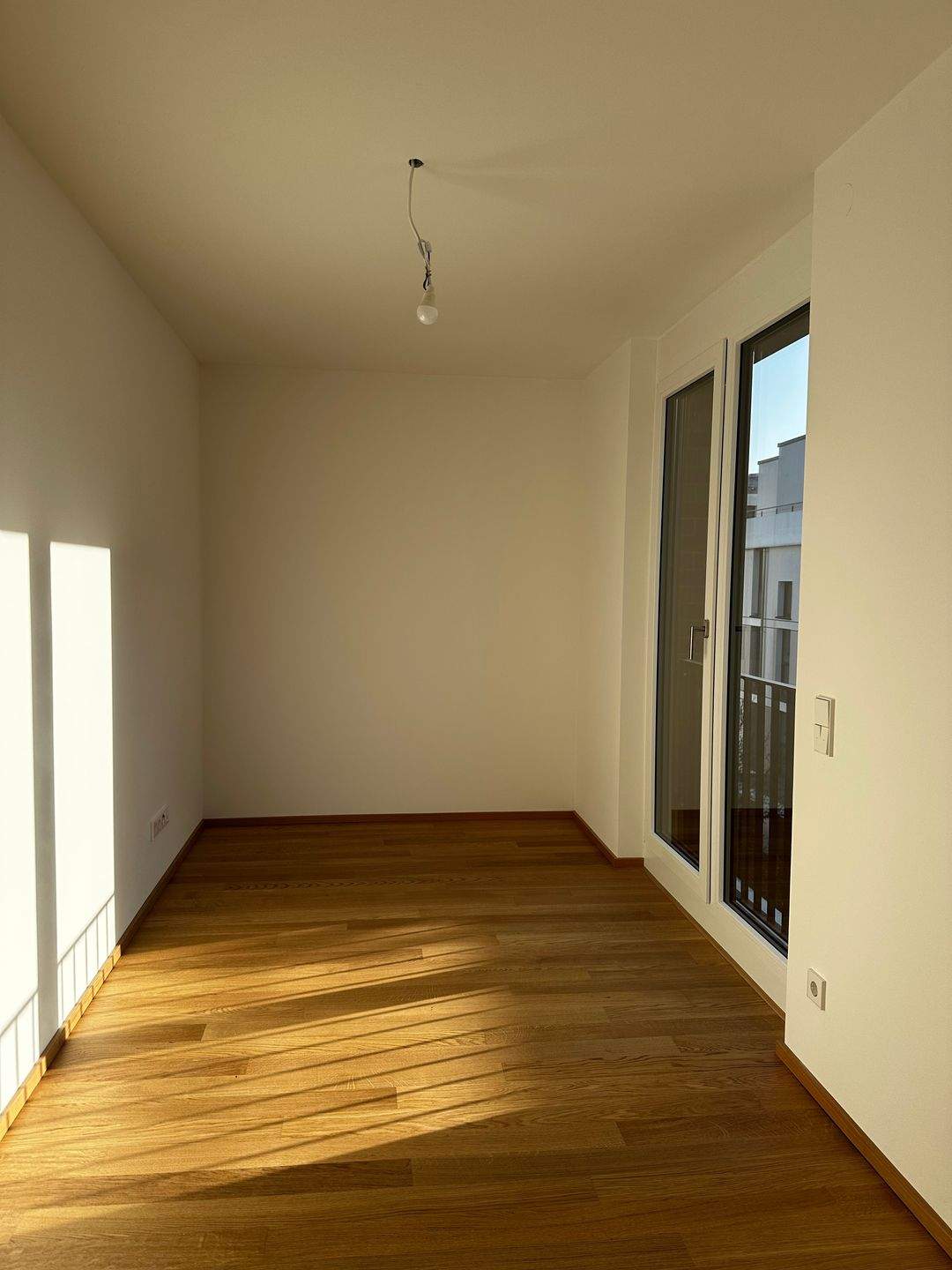 BEZUGSFERTIG - Hochwertiger Neubau - Penthouse - 3 ZKB - Wohnung 09 – Reutlingen – Vorschaubild 6