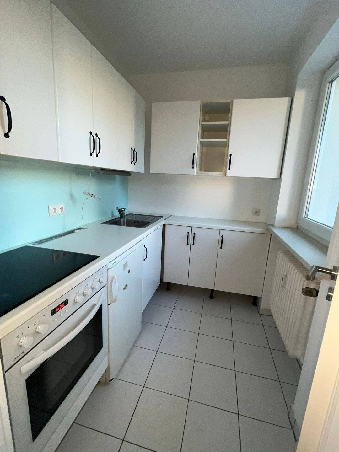 Schöne 2-Zimmer-Wohnung mit großen Balkon nahe Uni Erlangen – Erlangen – Vorschaubild 9