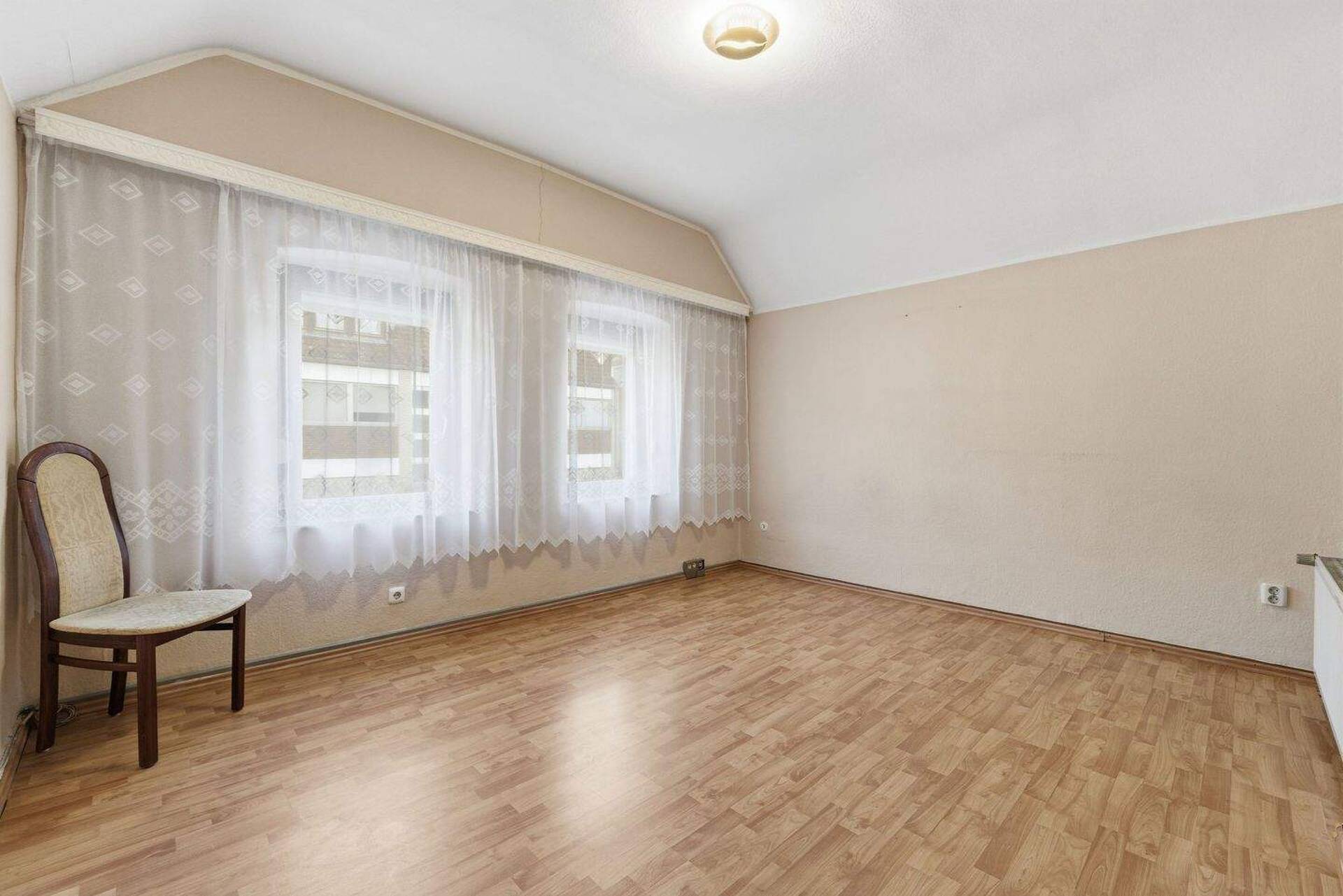 Einfamilienhaus in 50997 Köln mit 155 m² kaufen