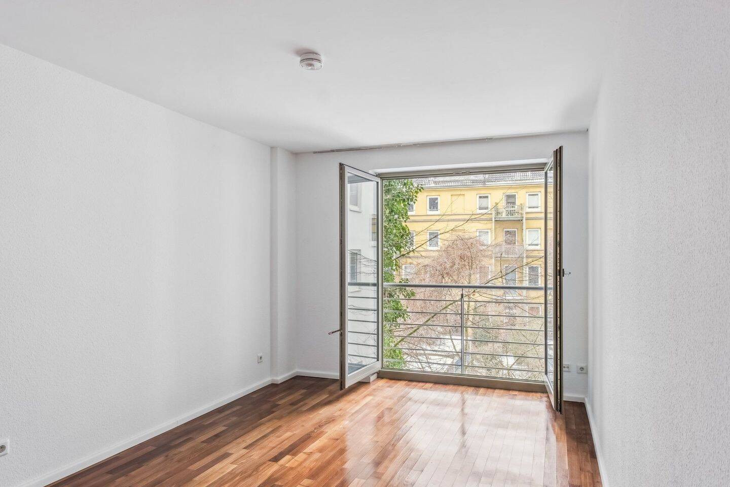 Eimsbütteler Lebensart: Modernes 2-Zimmer-Domizil mit Aufzug – Hamburg – Vorschaubild 4