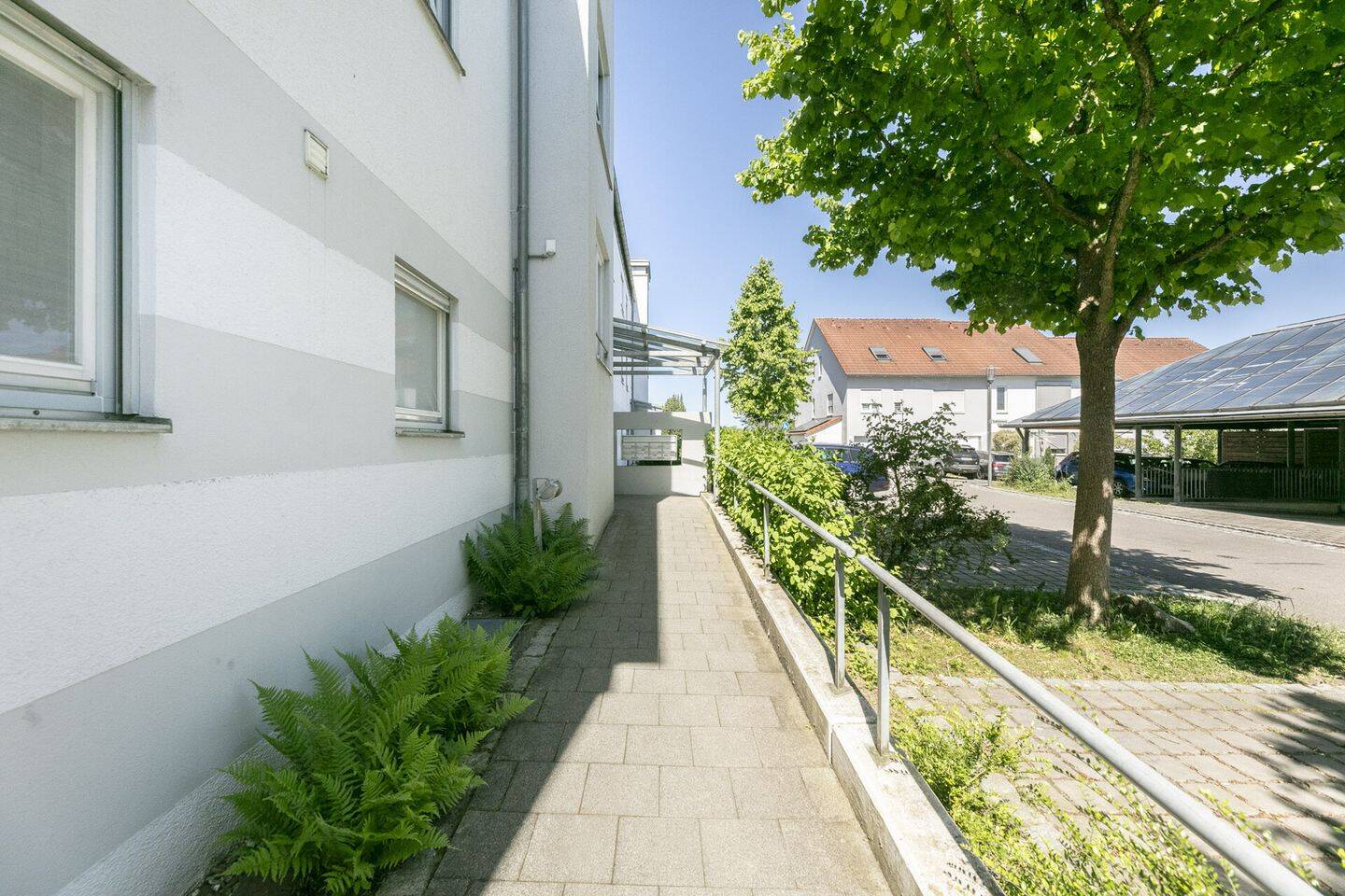 Wohnen mit Gartenflair - Attraktive Erdgeschosswohnung mit Terrasse – Ulm – Vorschaubild 2
