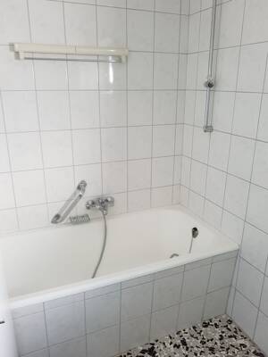 Mit Blick ins Grüne, großzügige 2- Zimmerwohnung mit Balkon – 69126 Heidelberg – Vorschaubild 6