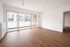 antaris Immobilien GmbH **Großzügige 3-Raum-Wohnung mit Balkon und Bad** – 99085 Erfurt – Vorschaubild 2