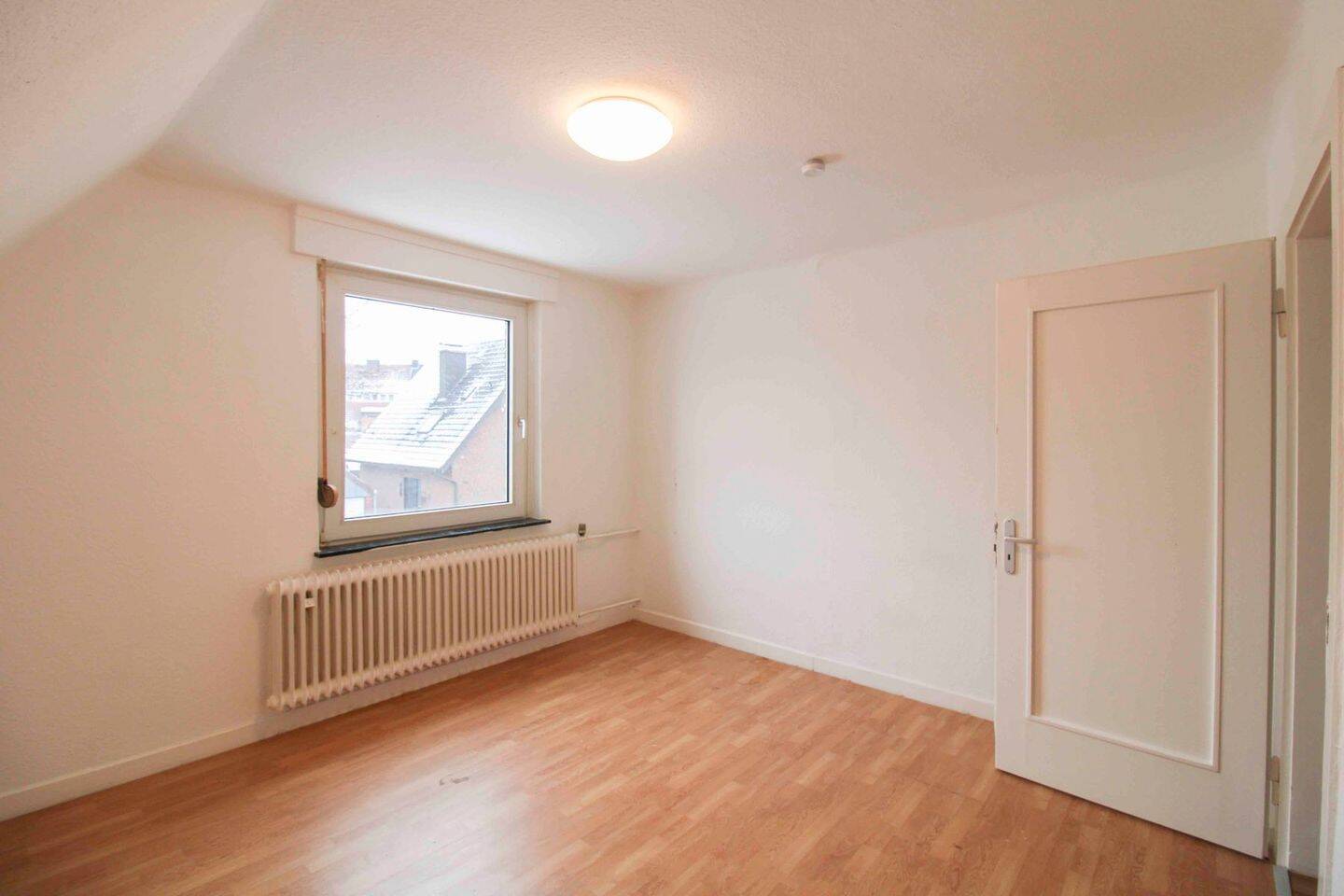 Wohnglück auf zwei Ebenen: Kaminfeuer, Gartenfreude und jede Menge Raum – Coesfeld – Vorschaubild 8