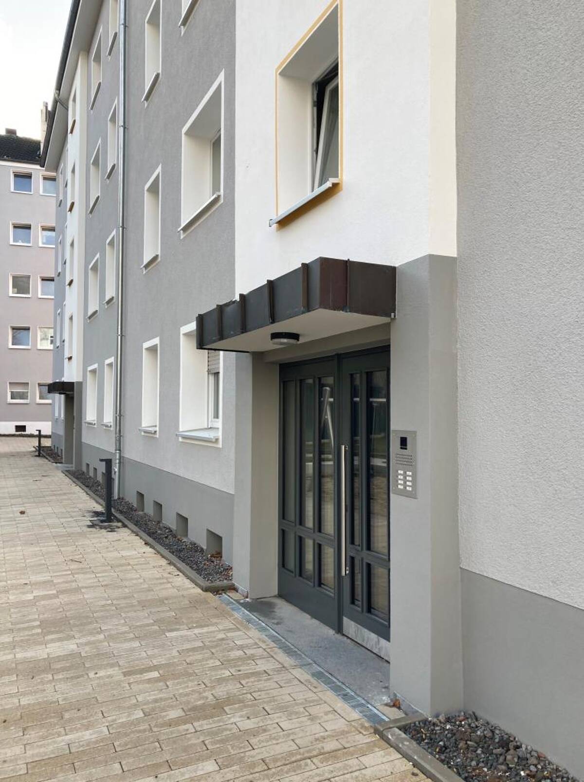 Endlich, die erste eigene Mietwohnung Mit VIVAWEST – 44145 Dortmund – Bild 1 von 7