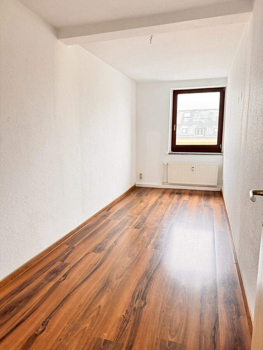 +++WIR RENOVIEREN FÜR SIE! EXKLUSIVE 4-RAUMWOHNUNG+++ – Chemnitz – Vorschaubild 8