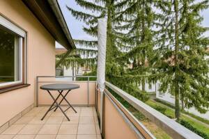 Doppelhaushälfte in Stuttgart-Stammheim: 145 m² Wohnfläche, Kamin, Garten & Garage – 70439 Stuttgart – Vorschaubild 8