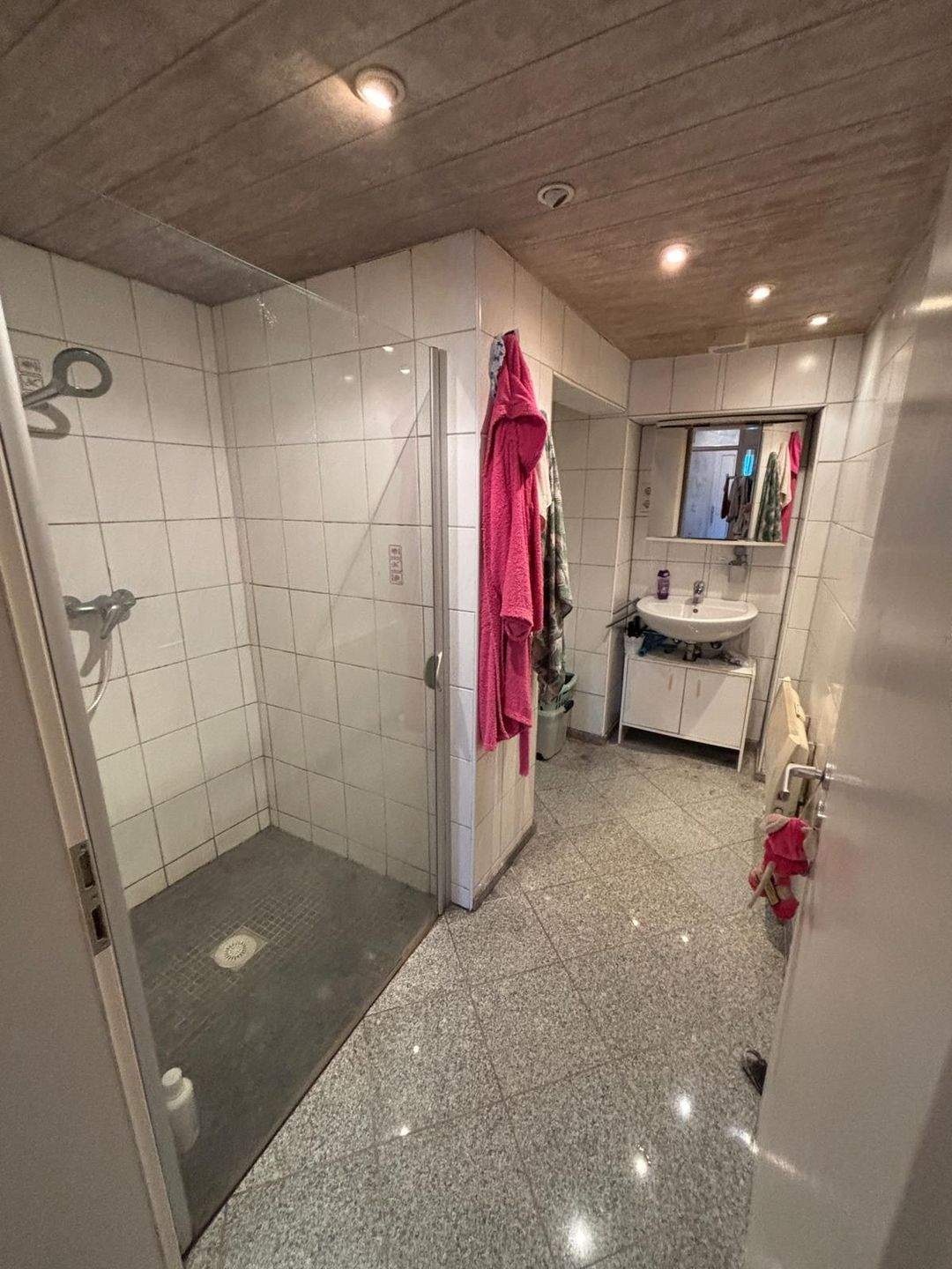 Mehrfamilienhaus mit vier Wohneinheiten in Saarburg! – Saarburg – Vorschaubild 9