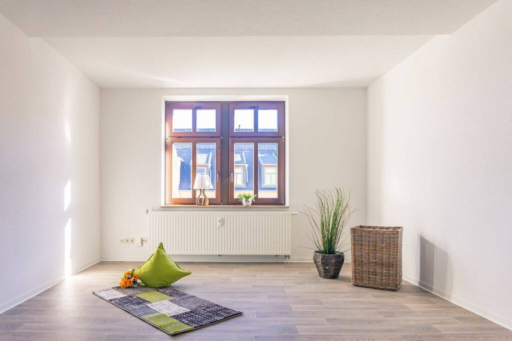 3-Raum-Dachgeschosswohnung mit Badewanne – Chemnitz – Vorschaubild 4