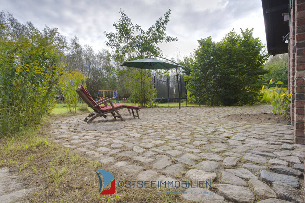 Machen Sie ein realistisches Preisangebot, Gutshaus, Wfl. ca. 400 m², EEK A+, 8 Zimmer, Grundstück rd. 3,8 ha, ges. Nfl. ca. 900 m², Schwimmteich, We – Heringsdorf – Vorschaubild 4