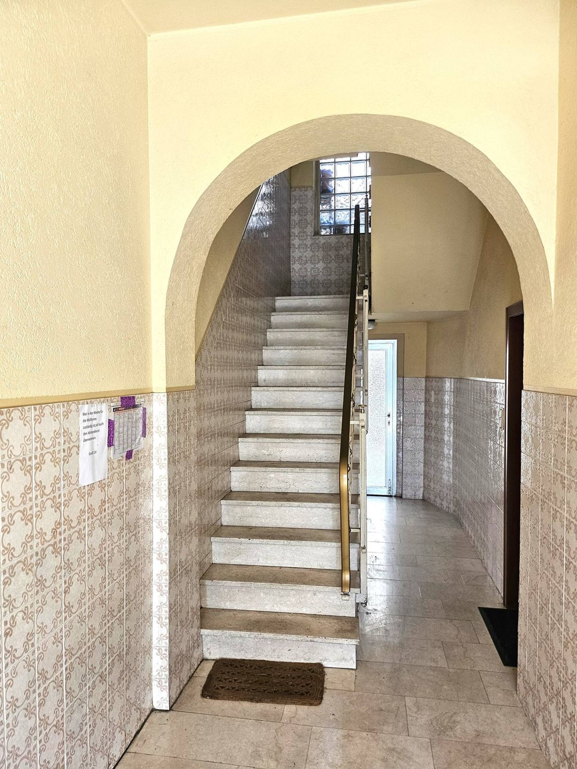 Mehrfamilienhaus in 50825 Köln mit 203 m² kaufen