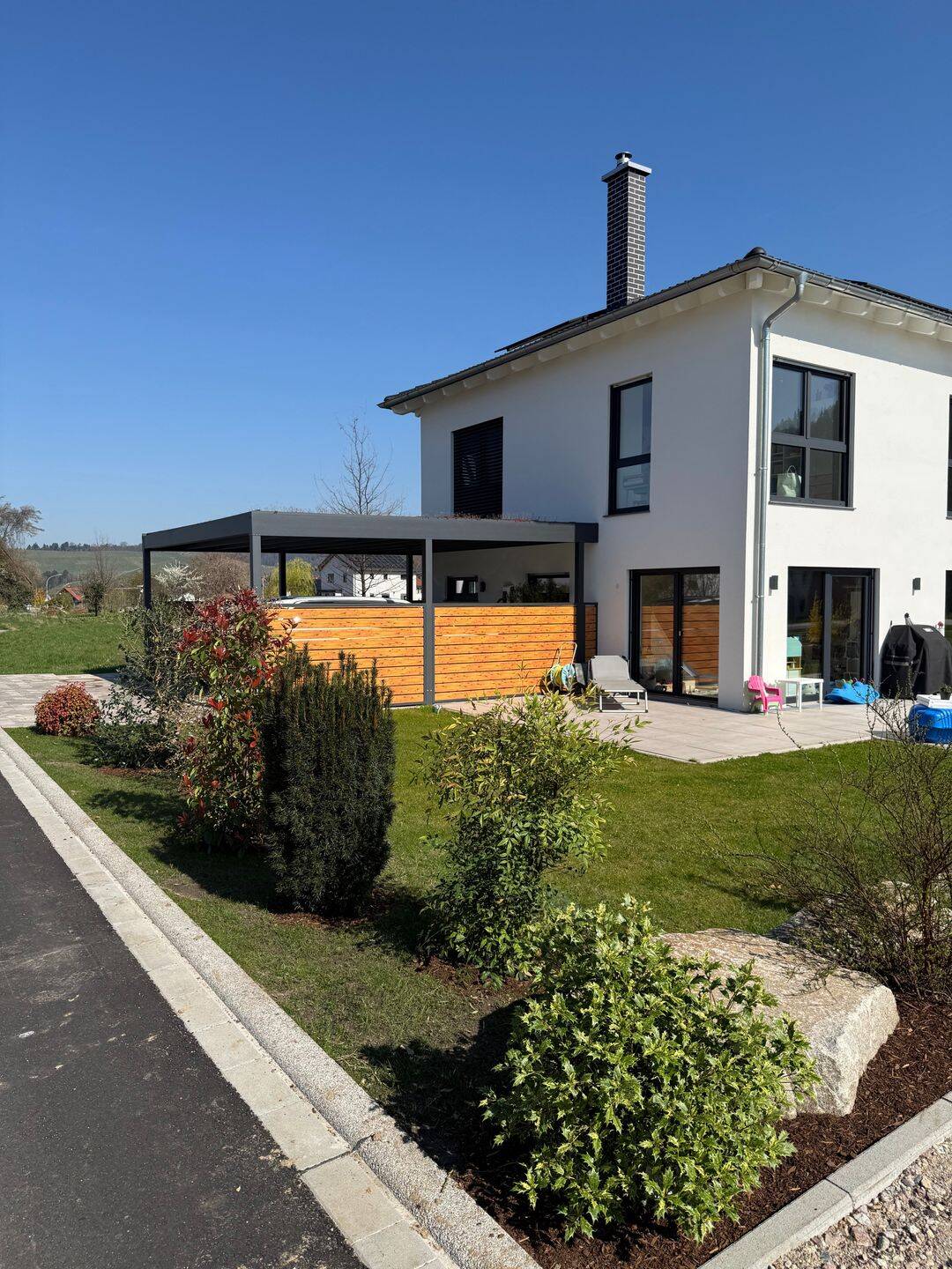 Modernes Traumhaus in Toplage: Hochwertige Ausstattung, Smart Home & stilvolles Wohnkonzept – Oberkirch – Bild 1 von 9