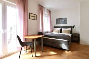 Beliebte Lage - Balkonwohnung im Belgischen Viertel – 50672 Köln – Vorschaubild 1