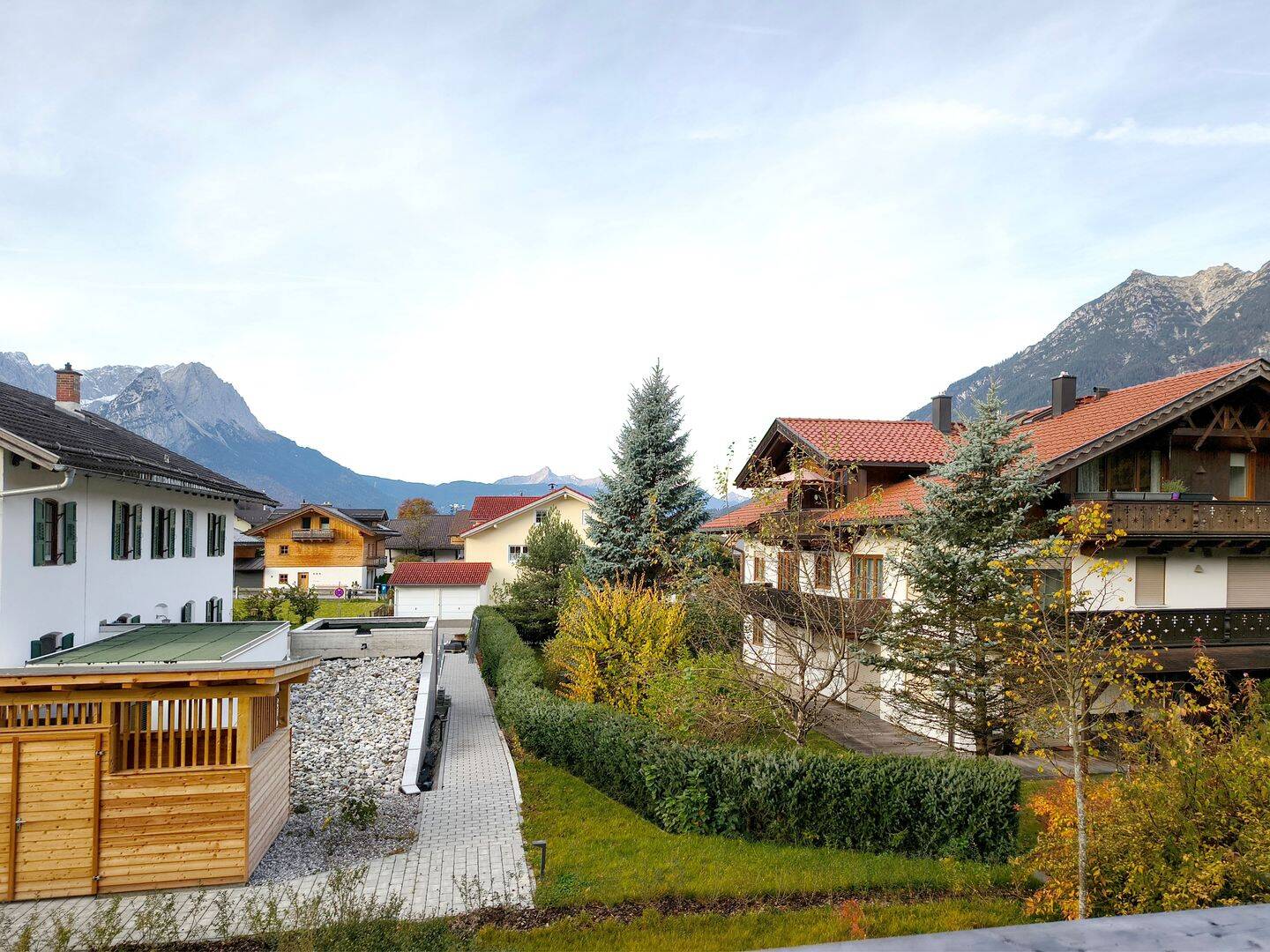 Wohnen mit Aussicht – Design trifft Lebensqualität im Obergeschoss - Erstbezug AWE05