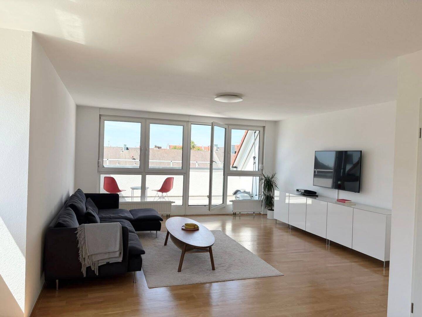 Johannis ! Schöne helle 3-Zi.-Maisonette-Whg.,129 m², EBK, Loggia, in ruhiger Lage – Nürnberg – Vorschaubild 2