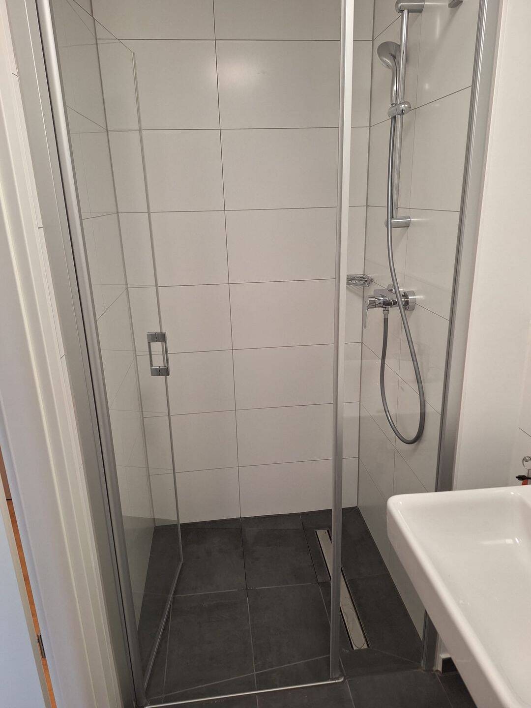 Modernes, vollmöbliertes Studentenapartment im Neubau „Studyapart“ – Nürnberg – Vorschaubild 5