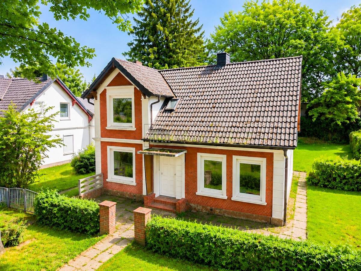 Charmantes Haus mit Potenzial - Ihr neues Zuhause wartet – 21033 Hamburg – Bild 1 von 9