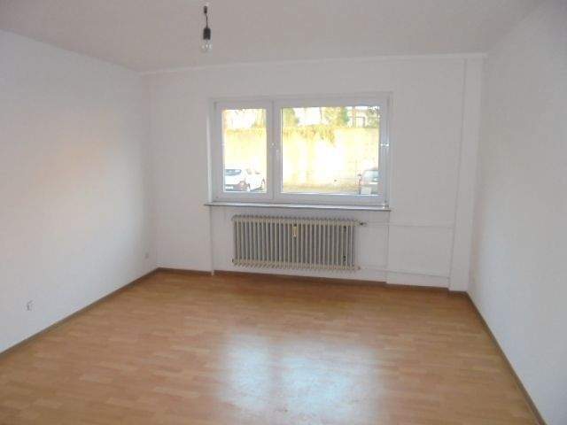 1 Z mit Singleküche, Bad, App 13, Dudweiler Landstraße 115, 66123 Saarbrücken – Saarbrücken – Vorschaubild 2