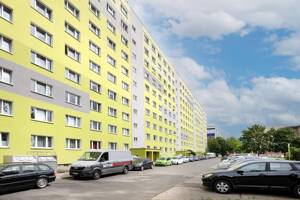.. mit Blick über Magdeburg! / ...offering stunning views across Magdeburg!