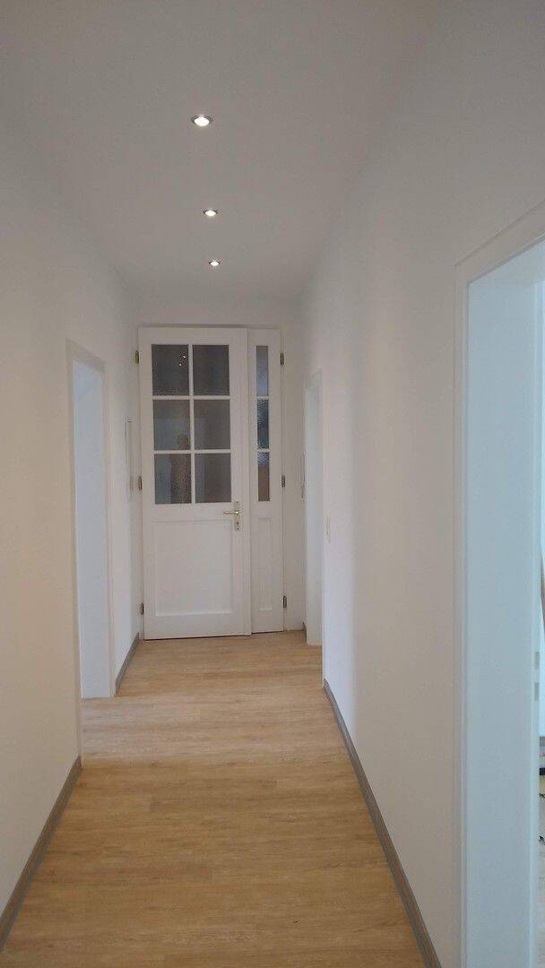 Kernsanierte, großzügige und helle 4-Zimmerwohnung