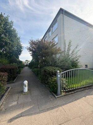 Schicke 3 Zimmer Wohnung mit Balkon in ruhiger Lage Hamburg Langenhorn