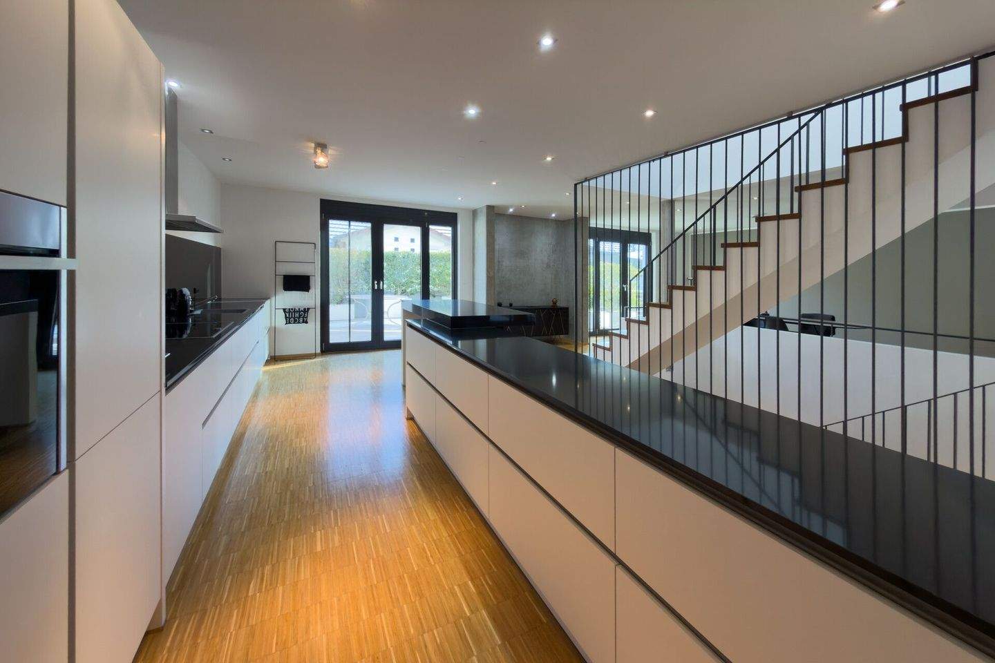 Reserviert!! Exklusives Architektenanwesen - Energieeffizienz, Design und Familienglück – Ihringen – Vorschaubild 2