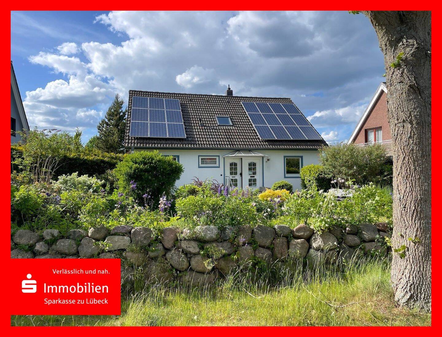 Exklusives Wohnen an der Ostsee - Stilvolles Einfamilienhaus im Herzen von Scharbeutz – Scharbeutz – Bild 1 von 9