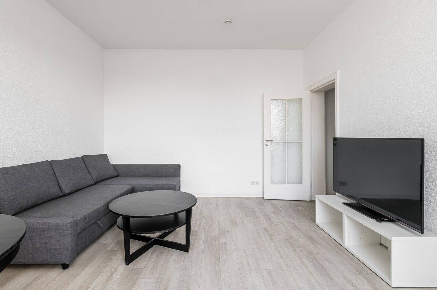 Lichtdurchflutete 2-Zimmer Wohnung im obersten Geschoss mit zukünfiger "Gründachprojekt" Dachterrasse – Berlin – Vorschaubild 8