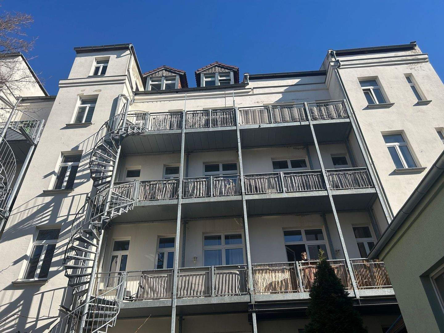 Helle 1-Raumwohnung im charmanten Altbau im Leipziger Zentrum! – Leipzig – Vorschaubild 4