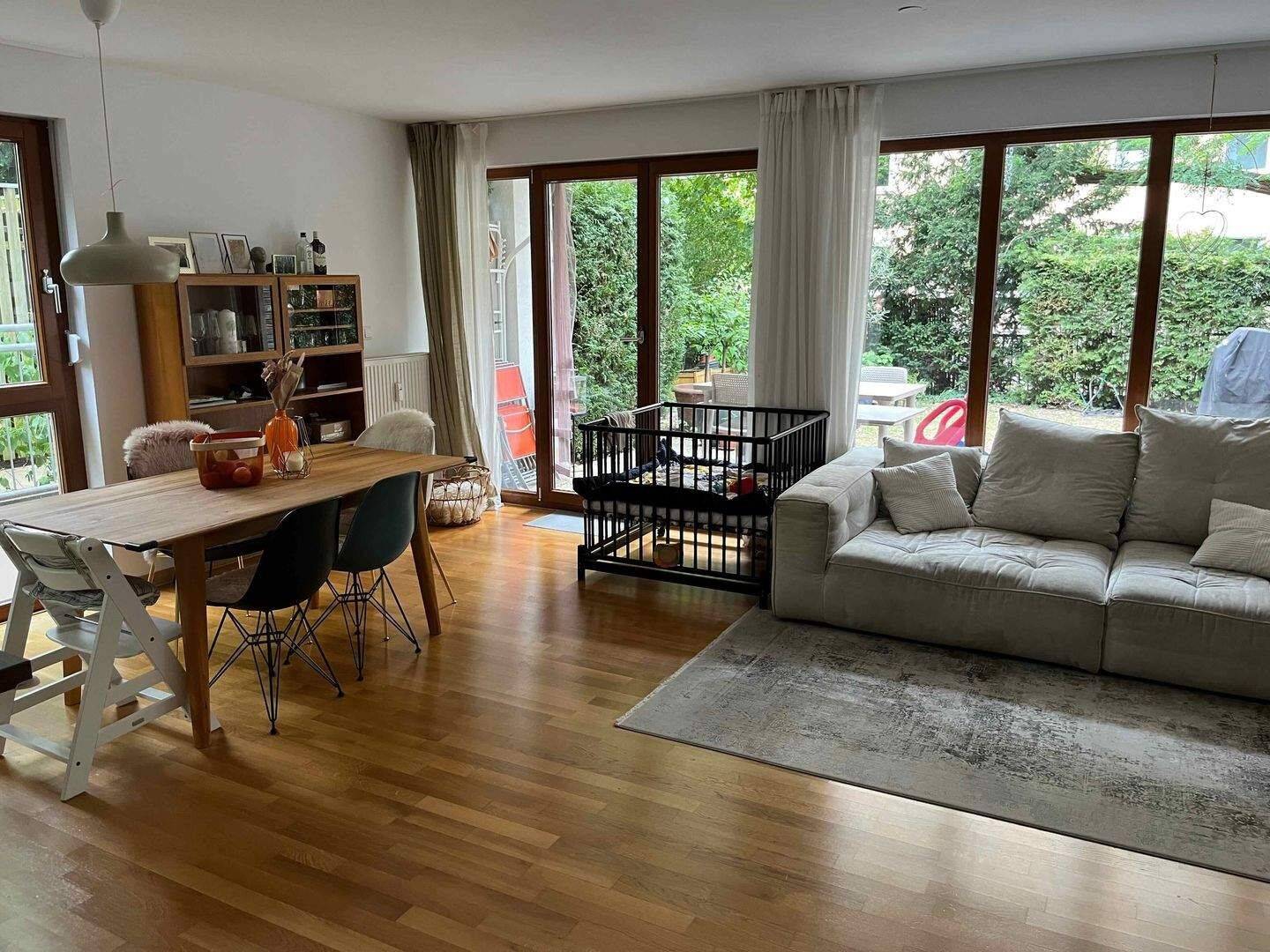 St. Johannis - Top 3 ZW + Hobbyraum, Terrasse/Garten, offene Küche mit Einbauküche, Parkettboden, Tiefgaragenstellplatz – Nürnberg – Vorschaubild 4