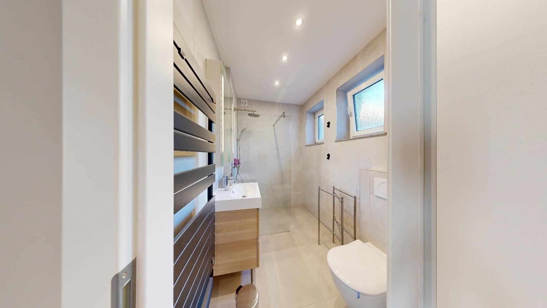 Modernes WG Zimmer Am Staden – Saarbrücken – Vorschaubild 9