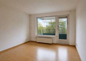 Charmantes 1-Zimmer-Apartment mit Loggia in begehrter Lage an der Rothenbaumchaussee – 20148 Hamburg – Vorschaubild 4