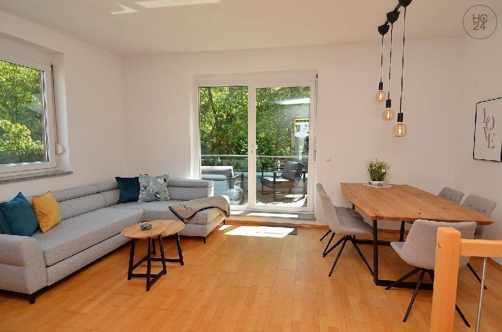 Tolle möblierte Penthouse-Wohnung mit Dachterrasse und TG-Stellplatz in Augsburg Jakobervorstad