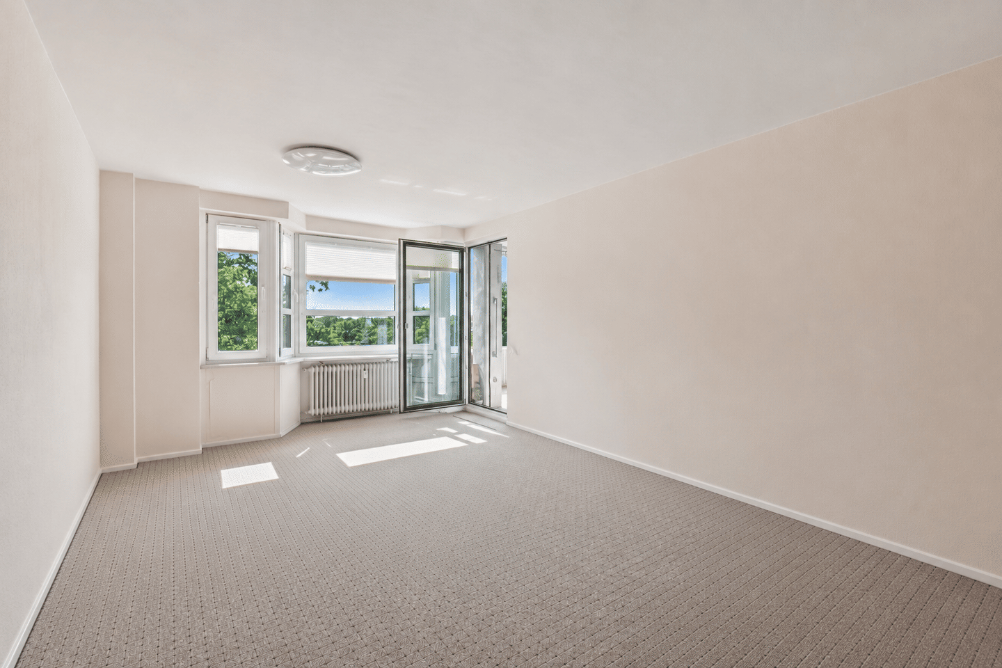Gut geschnittene 2-Zimmer-Wohnung mit Aufzug & Garage – Berlin – Vorschaubild 5