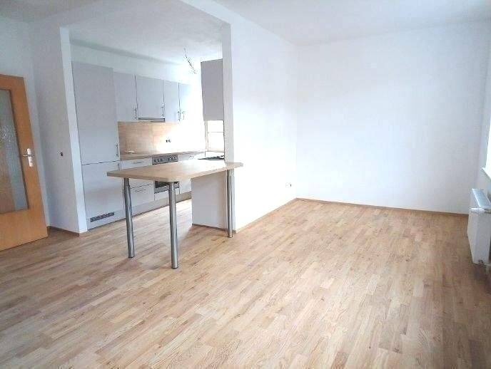 !! Tolle Einbauküche, Parkett, 2-Raum-Wohnung im Stadtteil Hilbersdorf !! – Chemnitz – Vorschaubild 3