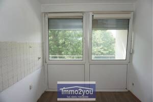 Tolle 3,5 Raum Wohnung mit Aufzug und Sonnenbalkon, 2 Etg. in Überruhr. Relaxen Sie auf Ihrem Balkon – 45277 Essen – Vorschaubild 3