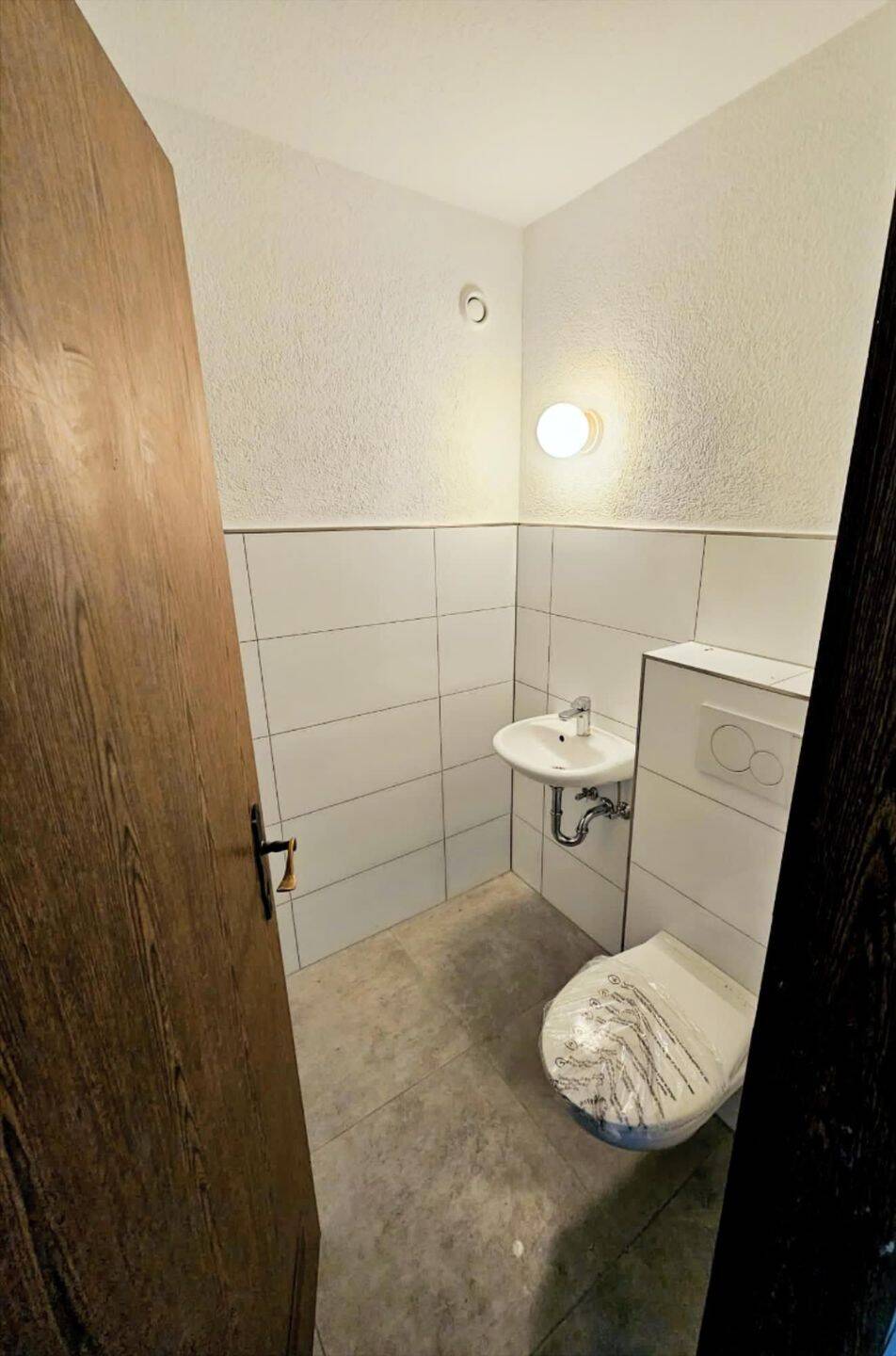 Großes Einfamilienhaus zur Miete in Rh-Forchheim – Rheinstetten – Vorschaubild 4