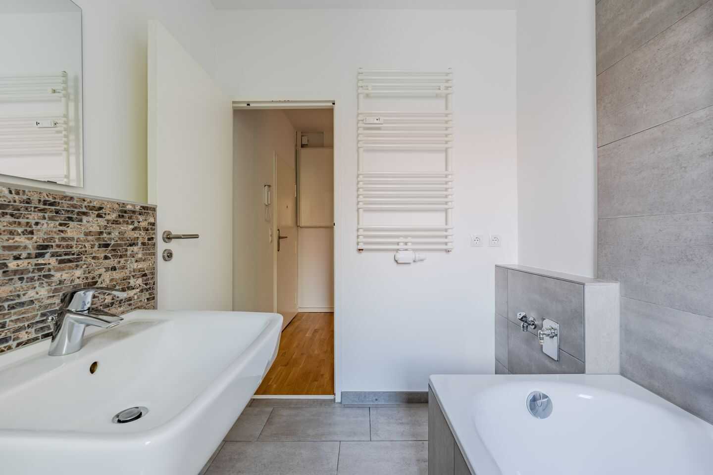 Modernisiert, gepflegt, perfekt geschnitten: Zuhause in Kreuzberg – Berlin – Vorschaubild 9