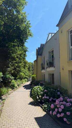Modernes Wohnen, 2-Zi.-Wohnung in Fürth-Dambach (Befristet für 1 Jahr / Ideal als Übergangslösung) – 90768 Fürth – Vorschaubild 2