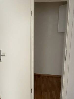*Charmante 2-Zimmer-Wohnung mit Balkon und Einbauküche* – 47057 Duisburg – Vorschaubild 7