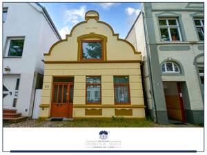Historisches Altstadthaus mit Einliegerwohnung in Hafennähe